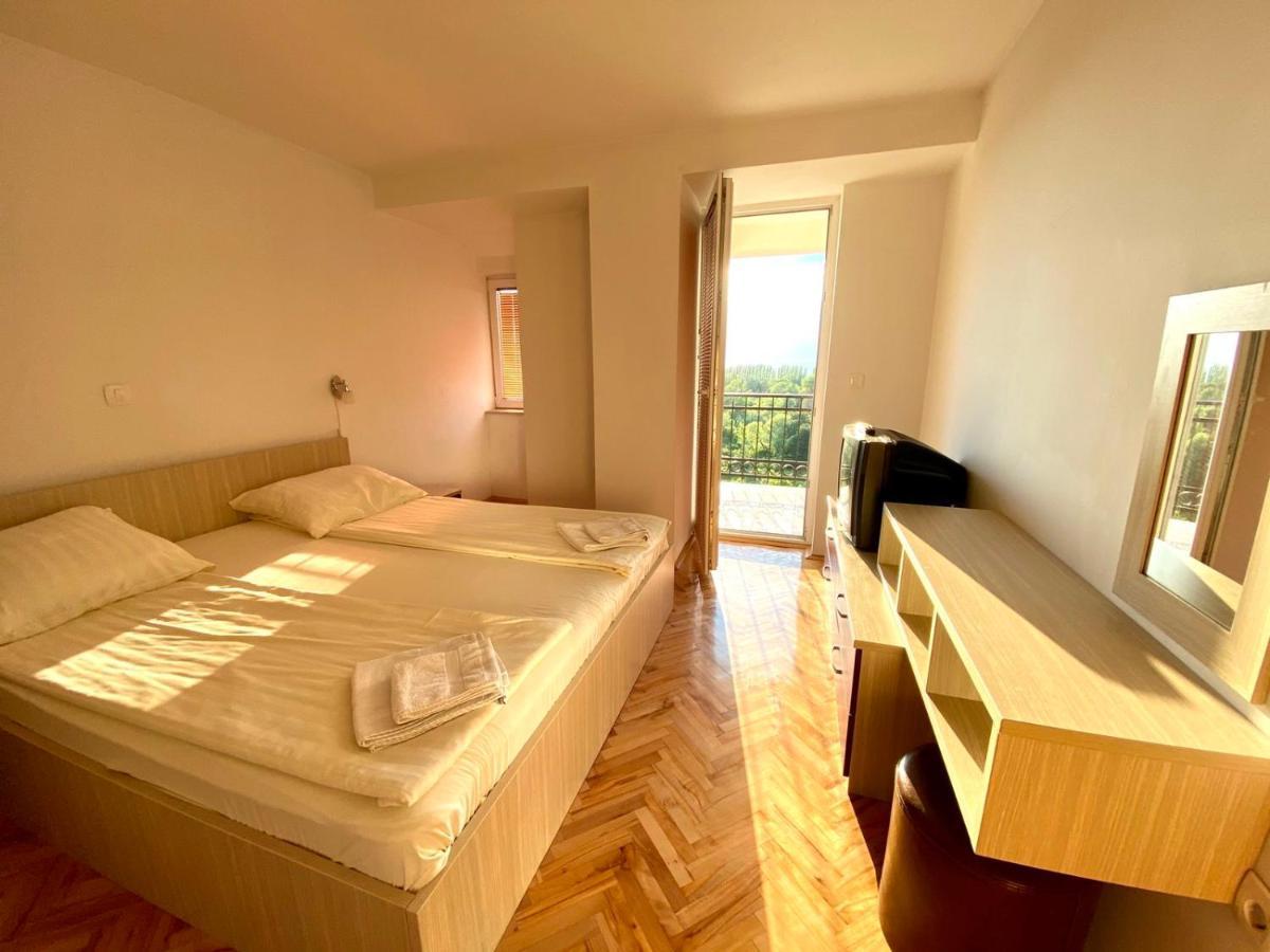Villa Marta Ohrid Bagian luar foto