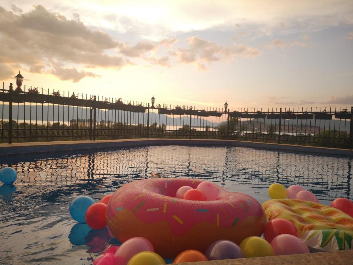 Villa Marta Ohrid Bagian luar foto
